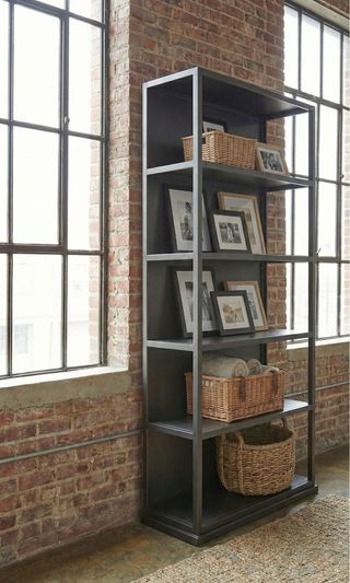 Estantería de Hierro Negra a Medida