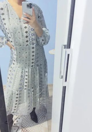 Vestido estampado blanco y azul