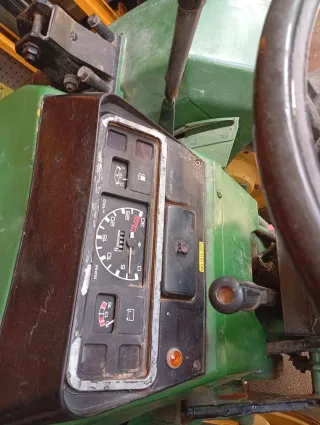 Tractor articulado