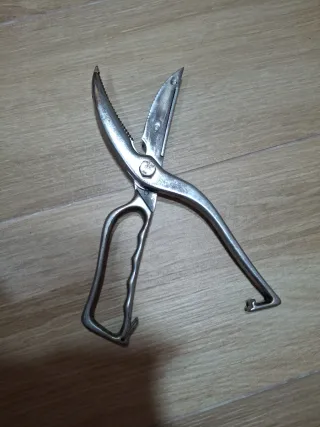 Tijeras aves de corral