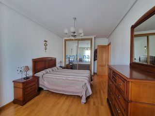 Piso en alquiler en La Chantría - La Lastra en León