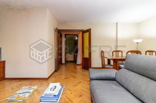Piso en venta en Vista Alegre en Madrid