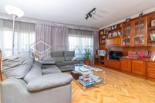 Piso en venta en Vista Alegre en Madrid