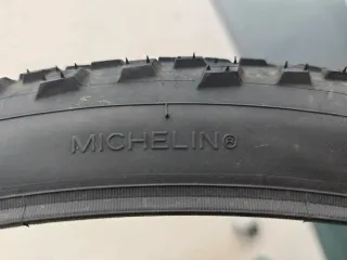 Cubiertas Michelin Force 2.25