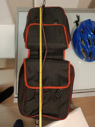 Bolsas laterales bici y casco azul