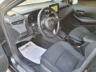 Toyota Corolla 2.0 180H. Advance