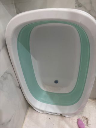 Bañera bebé ,hamaca tiny love y cuna viaje