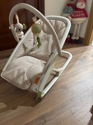 Bañera bebé ,hamaca tiny love y cuna viaje