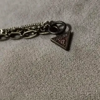 Pulsera Guess Marrón y Dorada