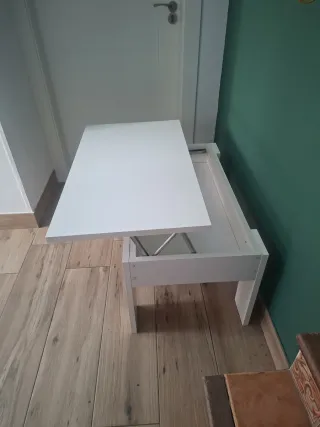 Mesa de salón baja.