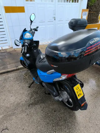Ciclomotor Kymco Agility 50 CC Azul