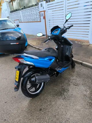 Ciclomotor Kymco Agility 50 CC Azul