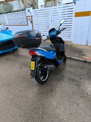 Ciclomotor Kymco Agility 50 CC Azul