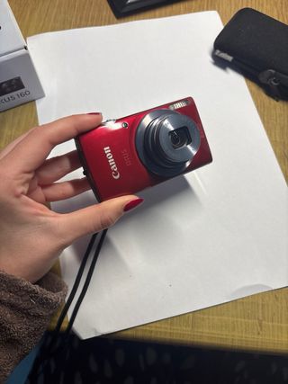 Cámara Canon IXUS 160 Roja