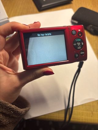 Cámara Canon IXUS 160 Roja