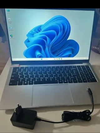 Portatile 15,6 Celeron N4000 12GB RAM 256GB SSD