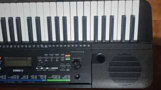 Teclado Yamaha PSR E253