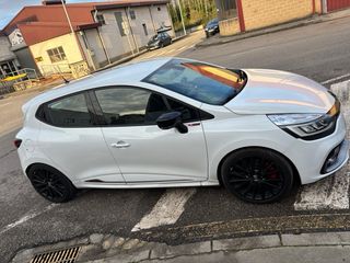 Renault Clio RS Trophy