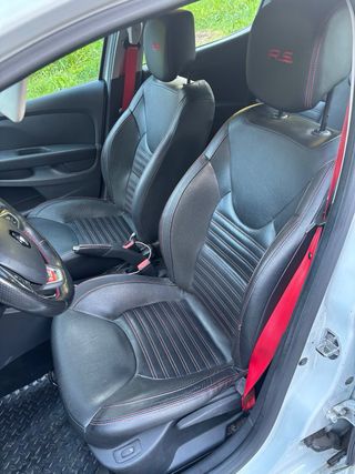 Renault Clio RS Trophy