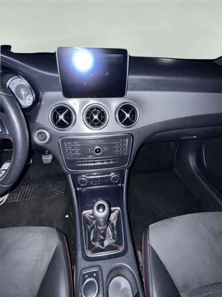 Mercedes-Benz Clase CLA CLA 200 CDI AMG Line Shooting Brake