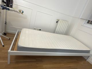 2 camas individuales pequeñas