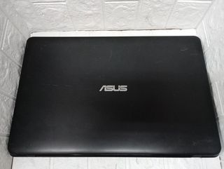 Portatil ASUS F571M (1742)