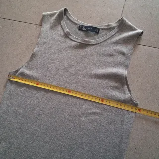 Chaleco de punto Zara gris mujer