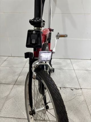 Bicicleta Brompton Roja Plegable