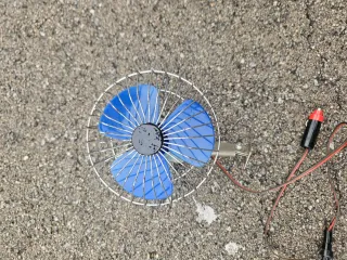 Ventilador 12V Metal y Plástico 12v