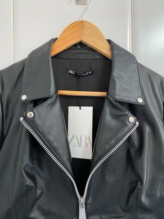 Chaqueta de cuero Negro Zara Talla L