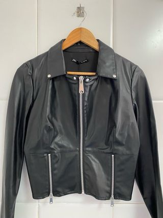 Chaqueta de cuero Negro Zara Talla L