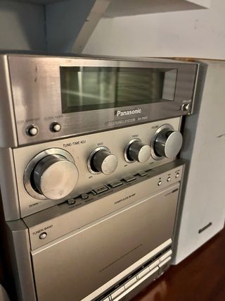 Equipo de música Panasonic CD/Radio