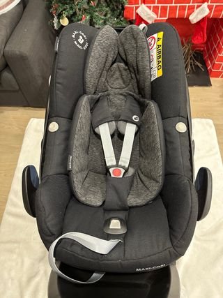 Maxi-Cosi Pebble Pro i-Size + FamilyFix 3