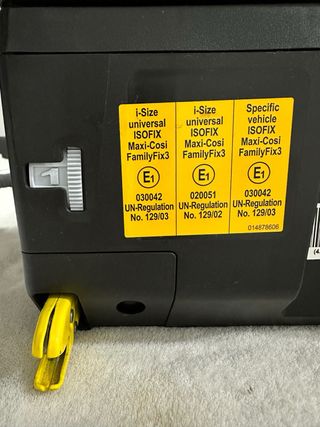 Maxi-Cosi Pebble Pro i-Size + FamilyFix 3