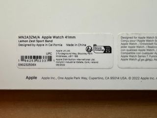 Apple Watch 41mm. Lemon Zest Sport Band