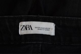 Pantalones vaqueros ZARA negros rotos