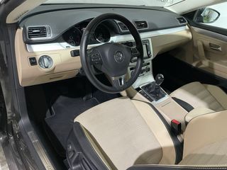 Volkswagen Passat CC 2014