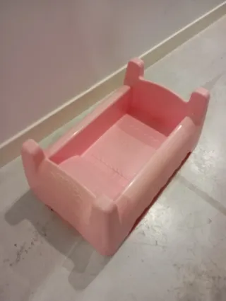 Cuna de juguete Nenuco rosa