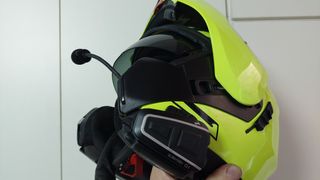 3 CASCOS CON INTERCOMUNICADORES Bluetooth