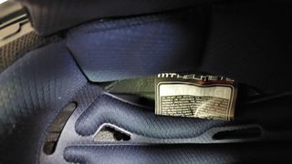 3 CASCOS CON INTERCOMUNICADORES Bluetooth