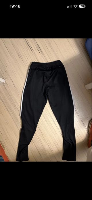 Pantalón chándal Adidas negro