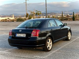 Toyota Avensis 2006