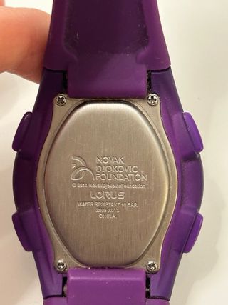 Reloj Lorus Morado y Plateado