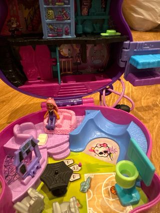 Juguete Monster High Polly Pocket Morado