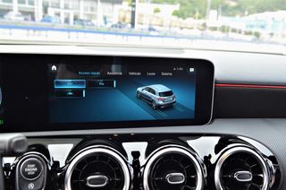 Mercedes Benz A200d AMG Line+Navegacion+Full Led+