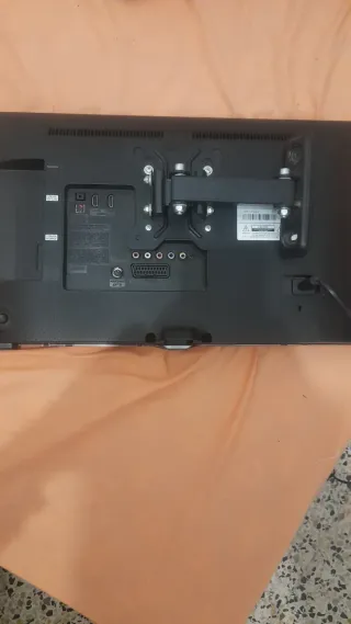 Samsung TV 22 Full HD