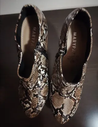 Botines Marypaz efecto piel serpiente