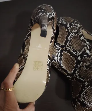 Botines Marypaz efecto piel serpiente