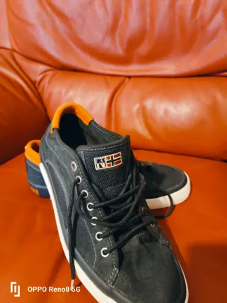 Scarpe Napapijri nere e arancioni