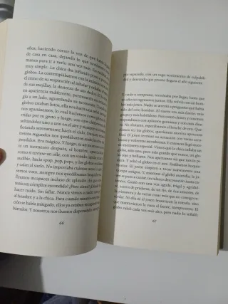 Entre los archivos del distrito - Kenneth Bernard